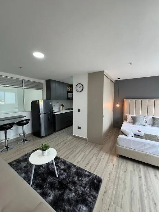 Loft Confort In Torre Zurich Medellin 903 Apartman Kolumbia